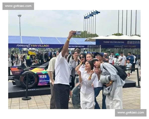 沉浸式体育赛事现场观赛体验带你感受激情与震撼 - 副本