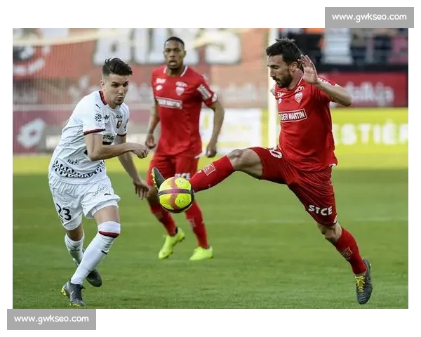 足球比赛数据分析与趋势预测：从进攻防守到球员表现的全方位解析 - 副本 - 副本